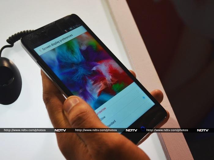 The <a href="http://gadgets.ndtv.com/zte-v5-1926">ZTE V5</a> runs Nubia UI 2.0 on top of Android 4.4.2 KitKat.