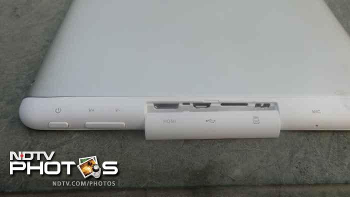 The microSD card slot, HDMI port and Micro-USB port are under a flap cover situated at the right panel.