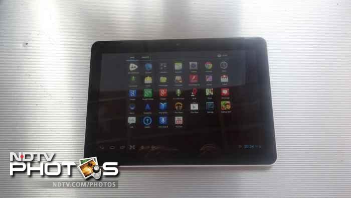 The Zync Quad 10.1 tablet runs Android 4.1.1 (Jelly Bean).