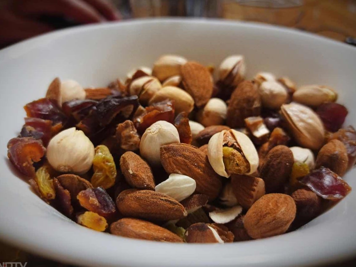 Though trail mix contains healthy nuts, seeds, and dried fruit, it can be high in calories and added sugars. Small portions quickly add up, making it easy to over-consume calories. Instead, opt for a small handful of raw nuts without added sugar or salt.