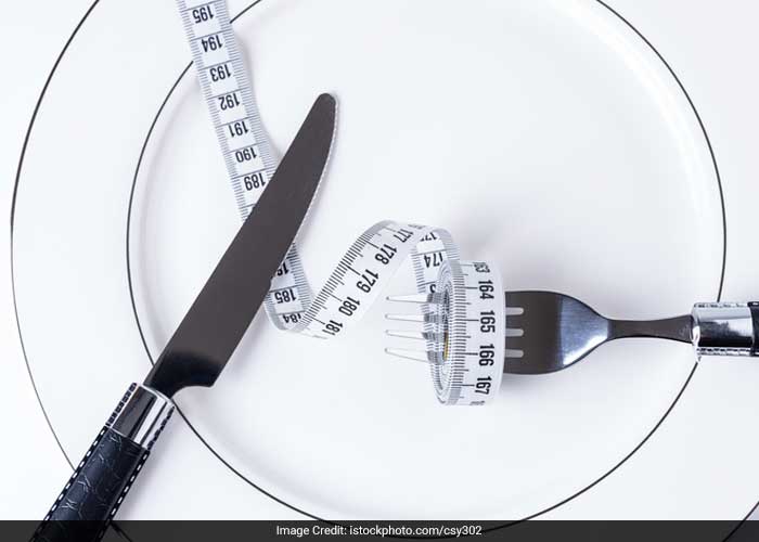 Eating disorders such as anorexia nervosa are commonly associated with a loss of appetite. Anorexia nervosa causes the person to limit the amount of food she intakes