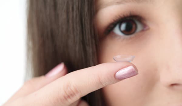 Always buy contact lenses from reputable manufacturers and follow the instructions given by the doctor about wear and tear.