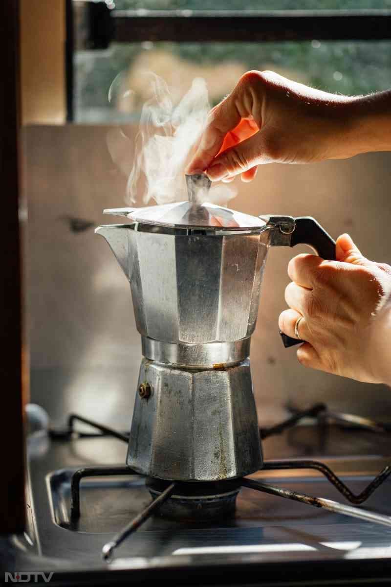 à¤à¤¬ à¤à¤¾à¤¯ à¤ªà¤ à¤à¤¾à¤ à¤¤à¥ à¤à¤¸à¥ à¤à¤¾à¤¨ à¤²à¥à¤ à¤à¤° à¤à¤ªà¤° à¤¸à¥ à¤à¥à¤¡à¤¼ à¤à¤¾ à¤ªà¤¾à¤à¤¡à¤° à¤®à¤¿à¤²à¤¾ à¤²à¥à¤. à¤à¤¸ à¤¦à¥à¤¸à¥ à¤à¤¾à¤¯ à¤à¥ à¤¦à¤¿à¤¨ à¤®à¥à¤ à¤¦à¥ à¤¬à¤¾à¤° à¤ªà¥à¤à¤. Pic Credit- Pexels