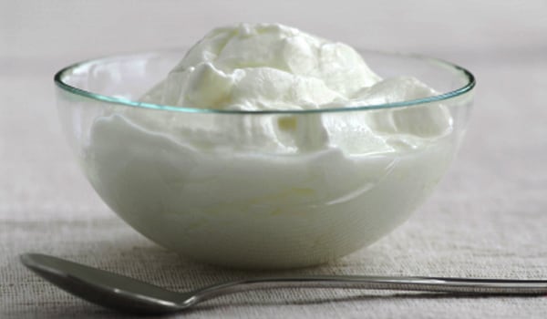 Yogurt is rich in calcium and is good for the colon and helps relieve constipation.