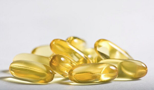 Fish oil supplements are good for health, reduce the risk of heart disease and may lower cholesterol. It decreases certain blood fats called triglycerides, raise HDL (good cholesterol) and thin the blood a bit.