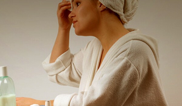 Cleansing should be followed by toning using an alcohol-free toner. This is helpful since increased humidity could open up your pores.