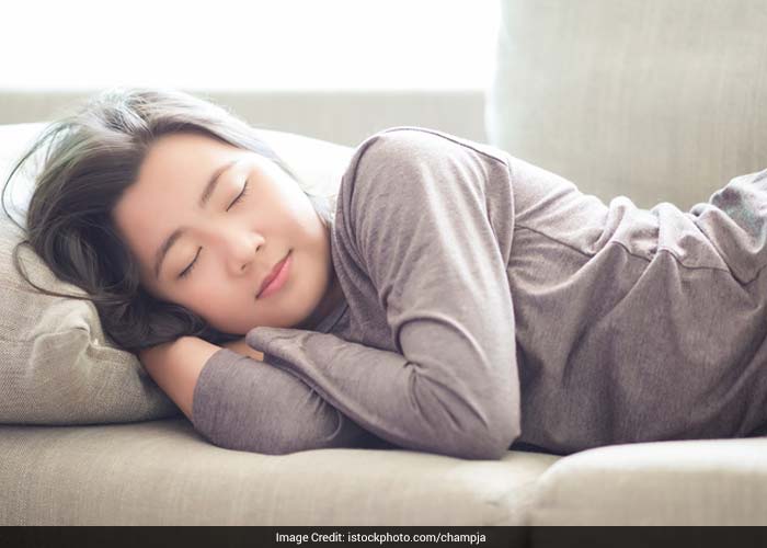 Just 15-30 minutes of nap in the mid-afternoon is good for heart functioning, hormonal maintenance, and cell repair and for the overall health of a person.