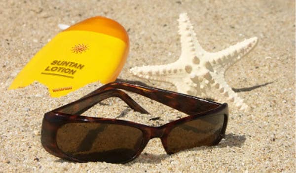 Know the difference between waterproof and water resistant sunscreen. A waterproof sunscreen provides protection in the water for approximately 80 minutes, while water resistant sunscreen provides only 40 minutes of protection.
