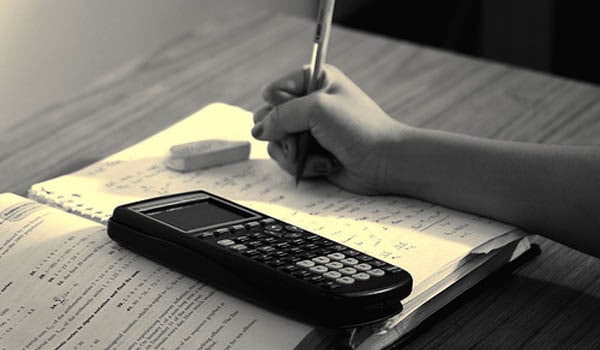 It is a very common problem especially during exams because of stress. Consumption of alcohol, highly spicy foodstuffs and irregular food habits predispose to gastric acidity.