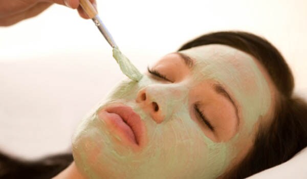 Avoid skincare products that leave your skin feeling taut and dehydrated. They cause the upper layers of the skin to shrink. This restricts oil flow through the pores leading to blockages and breakouts.