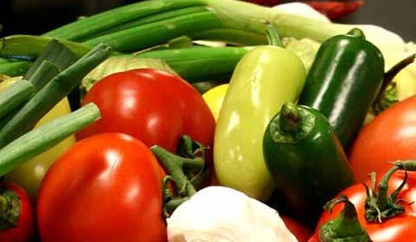 If having oily skin, you must take a diet rich in proteins but restricted in sugar, fluids and salt. Take plenty of green leafy vegetables and fresh fruits. Avoid having too much sugar, chocolates and junk food.