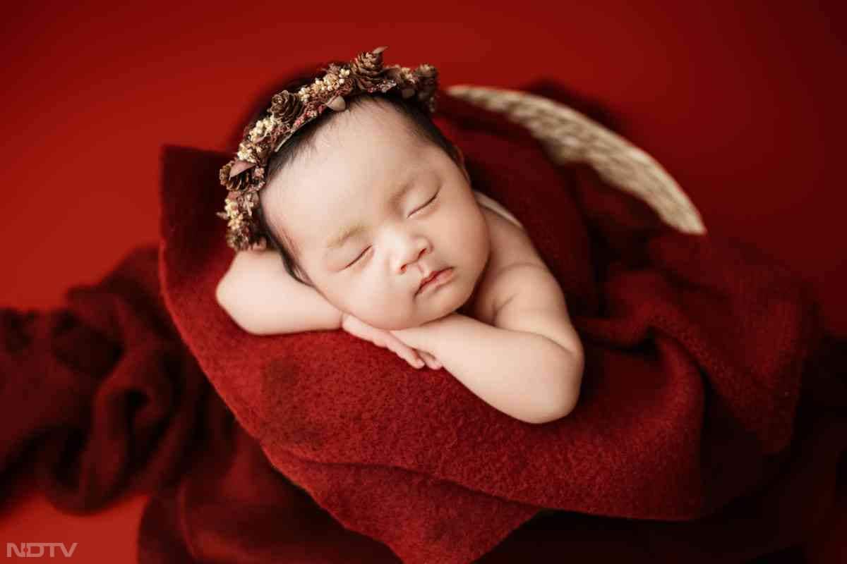 जन्म के समय का नक्षत्र बच्चे के नाम के चयन में सहायक साबित होता है. इसके साथ-साथ वंश और गोत्र का ध्यान रखना भी बहुत जरूरी है. Pic Credit- Pexels