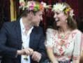 Photo : Tribal dance: Will and Kate