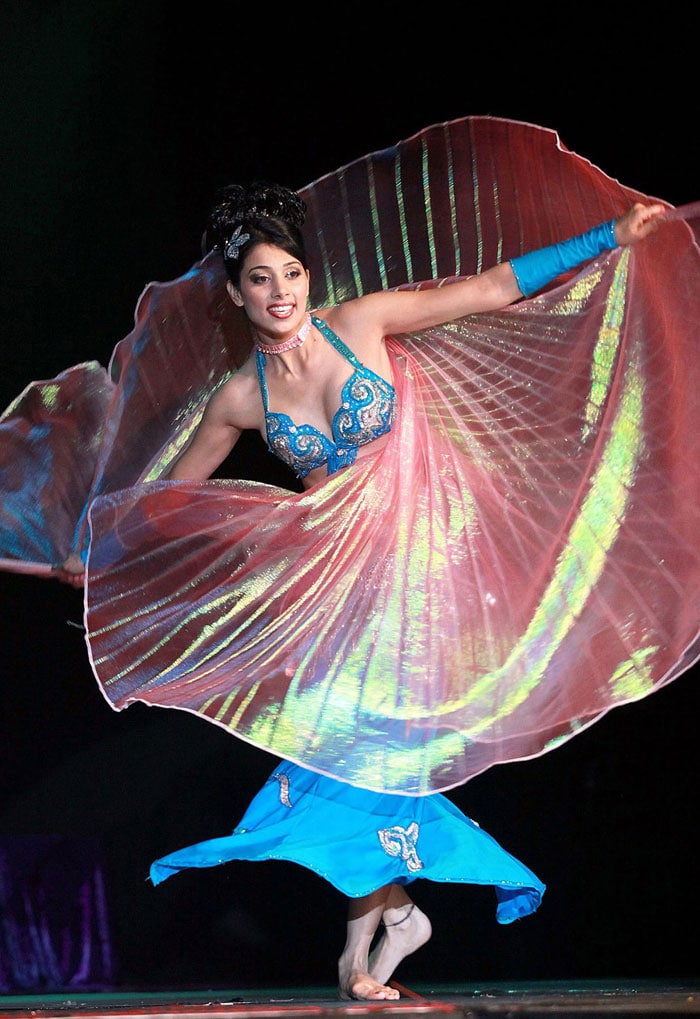 Miss Sana Khan performs a dance during the 19th Miss India Worldwide 2010 beauty pageant in Durban on March 27, 2010. 25 girls from all over the world participated in the annual event.(Photo: AFP)