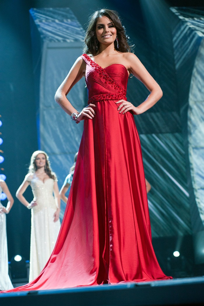 Jimena Navarrete, Miss Mexico 2010, poses for the judges during final voting at the live telecast of the 2010 Miss Universe Pageant at the Mandalay Bay Events Center in Las Vegas, Nevada on Monday, August 23, 2010. (Photo: ho/Miss Universe Organisation LP, LLLP)