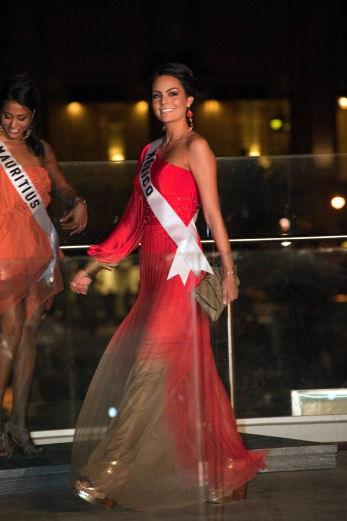 Jimena Navarrete, Miss Mexico 2010, is introduced at a Welcome Event for the Miss Universe 2010 Pageant at Mandalay Bay Resort and Casino, in Las Vegas, Nevada on Saturday, August 14, 2010. (Photo: ho/Miss Universe Organisation L.P., LLLP)