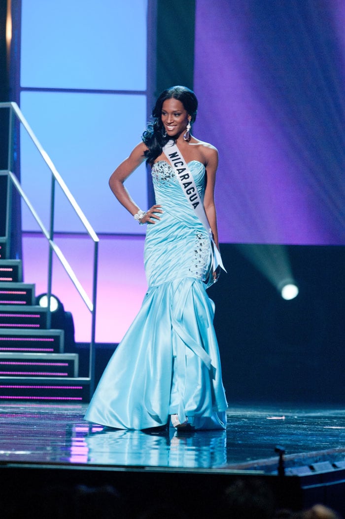 Miss Nicaragua 2010 Scharllette Allen Moses