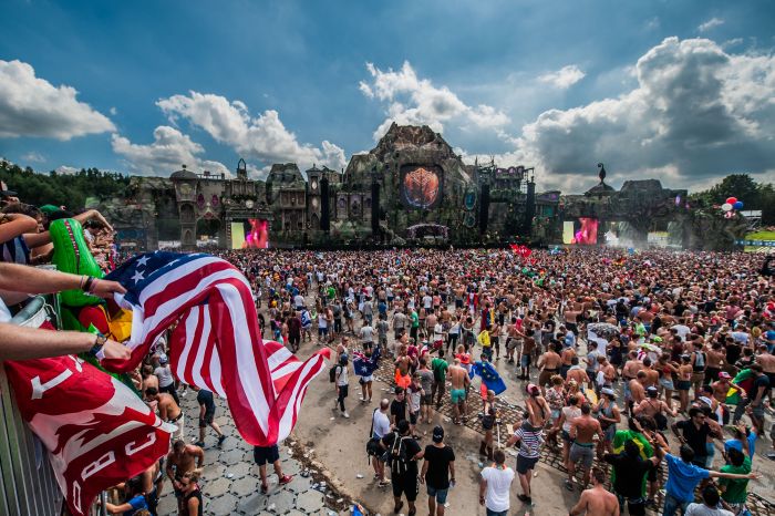 Regarded as one of the epicenters of electronic music festivals, this year's Tomorrowland music festival took place in Boom, Belgium from July 26 to 29. Historically, the first edition of the festival took place in year 2005 on August 14 as an initiative of two Belgian brothers named Manu and Michiel Beers.