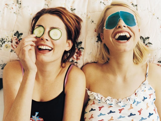 Photo : Ten types of friends that most women have