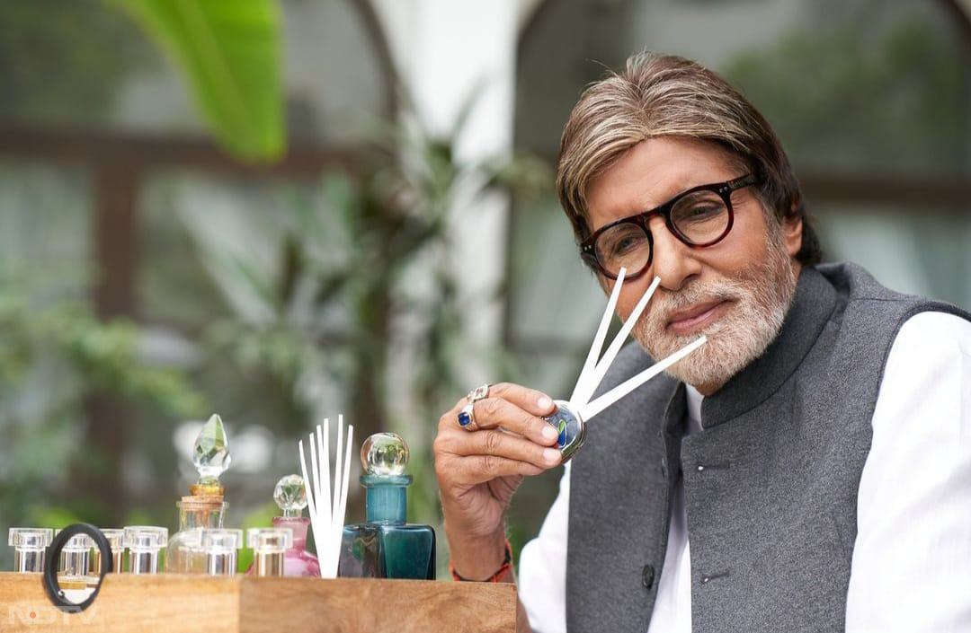 Amitabh Bachchan Birthday: सात हिंदुस्तानी से झुंड तक...बिग बी की 10 ऐसी फिल्मों को नहीं देखा तो एक बार जरूर देखें