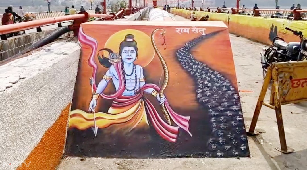 दुर्ग में 21 हजार भक्तों के द्वारा 21 श्रृंखलाओं के माध्यम से संगीतमयी हनुमान चालीसा का संगीतमय सामूहिक पाठ किया गया. दुर्ग जिले के सभी 6 हजार मंदिरो को दीपों से सजाया जाएगा.