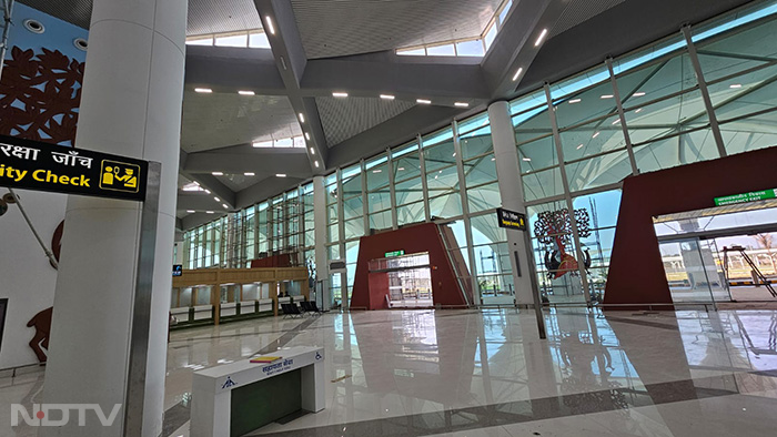 जबलपुर एयरपोर्ट की नई टर्मिनल बिल्डिंग बनकर तैयार, पीएम करेंगे उद्घाटन, देखें तस्वीरें