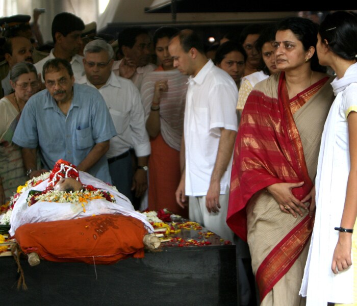 In a clear message to political leaders, indicating  the nation?s feelings, ATS Chief Hemant Karkare's wife turned down the one crore rupees compensation offered by Gujarat Chief Minister Narendra Modi. (AFP photo)
<br><br>
<b>NDTV's tribute to Mumbai martyrs</b><br><br>

<object width="192" height="20" data="http://drop.ndtv.com/audio/player/mp3player.swf" type="application/x-shockwave-flash">

<param name="movie" value="http://drop.ndtv.com/audio/player/mp3player.swf" />

<param name="FlashVars" value="mp3=http://drop.ndtv.com/audio/news/2611_tribute/mumbai_attacks_26_11_a_tribute_to_the_martyrs_low.mp3&amp;buttoncolor=ffffff&amp;buttonovercolor=000000&amp;bgcolor1=7d7d7d&amp;bgcolor2=333333&amp;sliderovercolor=ffffff&amp;showstop=1&amp;showvolume=1&amp;autoplay=0" /></object><br /><br>

<a href="http://drop.ndtv.com/audio/news/2611_tribute/mumbai_attacks_26_11_a_tribute_to_the_martyrs_high.zip" class="fbld fn fl">Click here to download MP3</a> [1.55 MB]