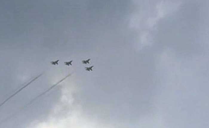 The flypast began precisely at 4.19 pm.