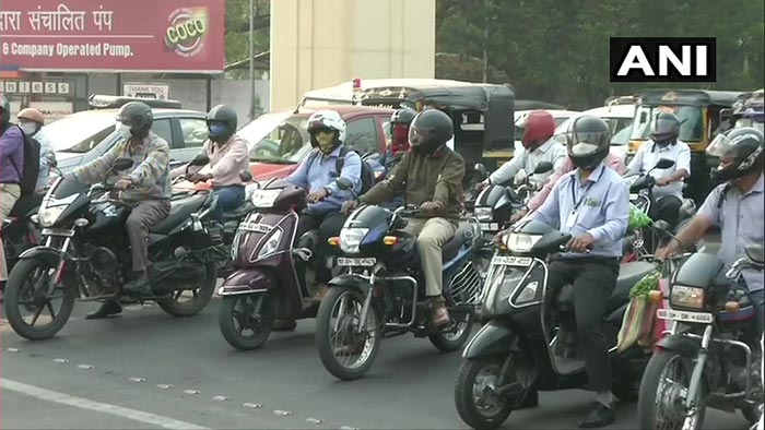 Maharashtra: Vehicular movement was seen in Nagpur today.