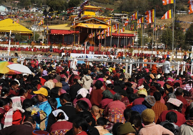 The Tibetan monk had come to India through Tawang in 1959. He has also visited the town in 1983, 1997 and 2003. He paid two visits in 2003 and during one of them, he had skipped Tawang to visit the western side of the state dominated by the followers of the Mahayana sect of the Buddhism.(NDTV Photo)
<p><a class="fbld fn fl" href="http://www.ndtv.com/news/blogs/heart_of_the_matter/the_dalai_lama_speaks_out.php">Blog: The Dalai Lama speaks out</a></p>