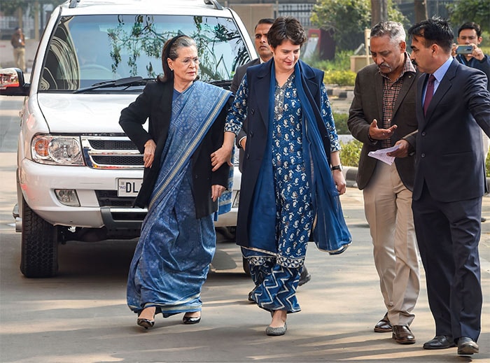 Pics: Politicians Cast Their Vote In Delhi Assembly Election 2020