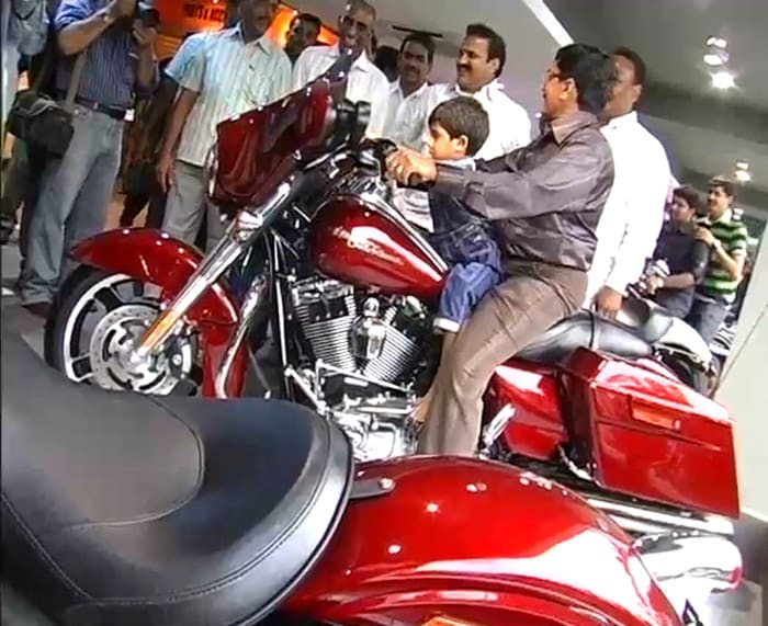 All the bikes are made in the USA and shipped to India. The company started bookings for the bikes since April this year and there is no waiting period. The bikes cost anything between Rs 7 lakh and Rs 35 lakh. (NDTV Photo)