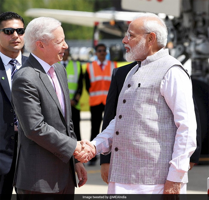 Prime Minister Narendra Modi was received by US Ambassador to India Kenneth Juster on his arrival at George Bush International Airport in Houston, Texas, on Saturday