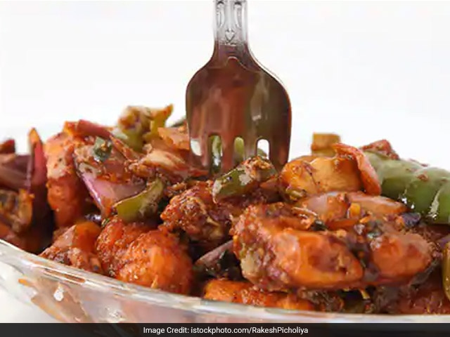 <strong><a href="https://food.ndtv.com/recipe-chilli-paneer-dry-951168">Click here for recipe</a></strong><br>
Who doesn't love Indo-Chinese!? And especially when it's paneer, you know that the taste will be amazing. Covered in a variety of sauces and vegetables, the crispy chilli paneer makes a yummy starter for any party. You can cook this in under half-an-hour and impress your guests.