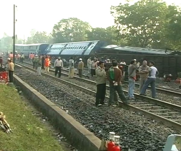 Following the incident, some trains have been diverted to different routes.<br><br>The Howrah-Mumbai Express via Nagpur and the Howrah-Ahmedabad Express, which left last night, has been diverted from Tatanagar.<br><br>The Pune-Howrah Azad Hind Express and the Mumbai-Howrah Mail via Nagpur, will be diverted from Chakradharpur and are expected to be delayed. (NDTV Photo)