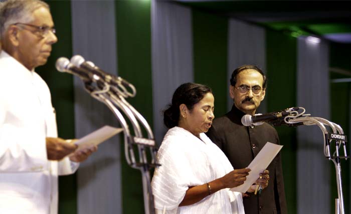 Mamata Banerjee taking oath of office. <br/><br/>This is the first time in 34 years that a non-Left leader has been sworn-in as the chief Minister of the West Bengal. With a 226-strong majority in the house of 294 MLAs, Mamata is in a strong position to implement her ideas for the state and fulfill the promises she made to people during the Assembly Elections.