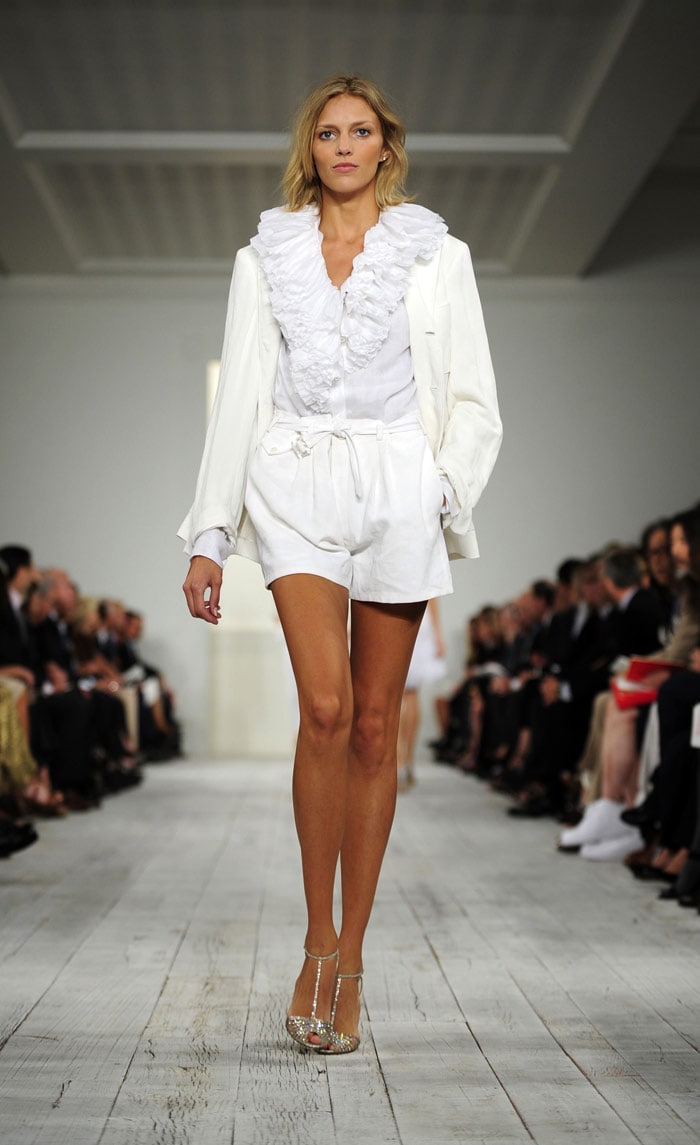 A model wears creations by designer Ralph Lauren during the Spring/Summer 2010 collections Mercedes-Benz Fashion Week on September 17, 2009 in New York. (Pic: AFP)