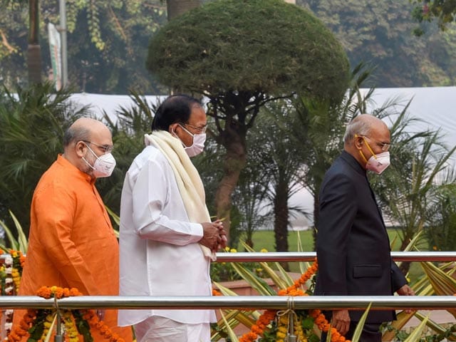 राष्ट्रपति रामनाथ कोविंद, उपराष्ट्रपति एम वेंकैया नायडू, केंद्रीय गृह मंत्री अमित शाह ने भी सरदार वल्लभभाई पटेल को उनकी जयंती पर श्रद्धांजलि दी.