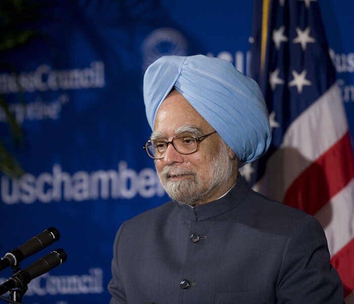 Just days before the anniversary of last year's Mumbai terror attacks PM Singh warned the US against a selective approach to terrorism. The PM said that Terrorism poses an existential threat to the civilized world and that the international community must put pressure on Pakistan to stop harboring those responsible for the Mumbai attacks. (AFP Photo)