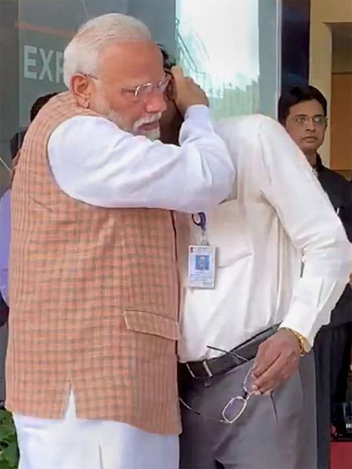 Photos: PM Modi Meets Scientists At ISRO After Chandrayaan 2 Heartbreak