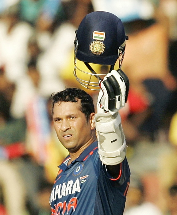 India's Sachin Tendulkar acknowledges the crowd after scoring a century during the Tri-Nation Championship Trophy final ODI match against Sri Lanka in Colombo on Monday. (AP Photo)