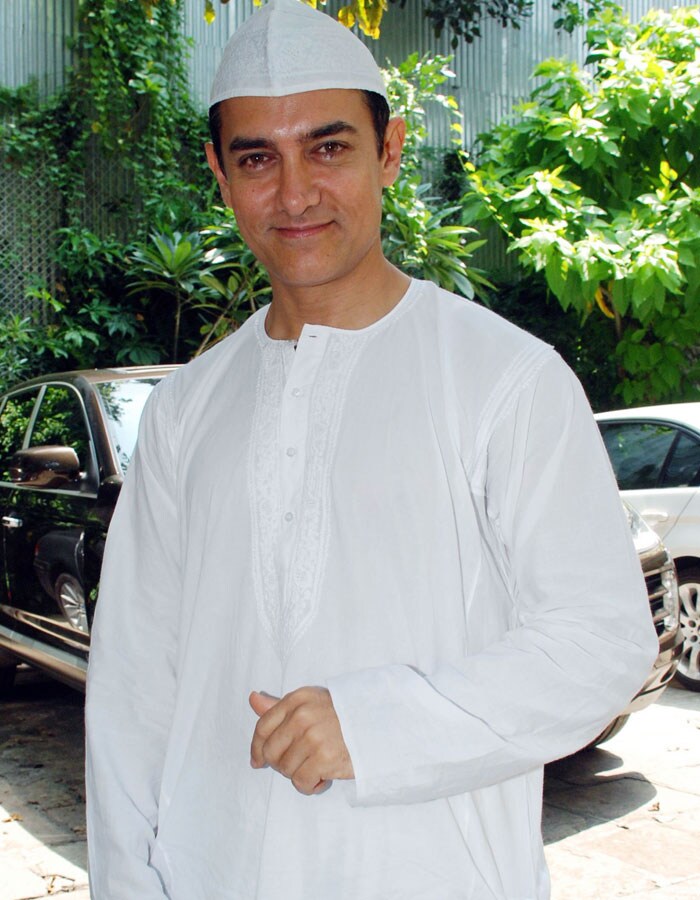 Aamir also said that he prefers to stay home during Eid as his family and close friends come to visit the actor on this day. (Pics: AFP)