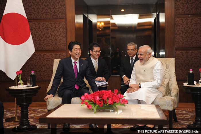 PM Narendra Modi and his Japanese counterpart Shinzo Abe in a one-on-one meeting before the start of India-Japan Business Leaders Forum.