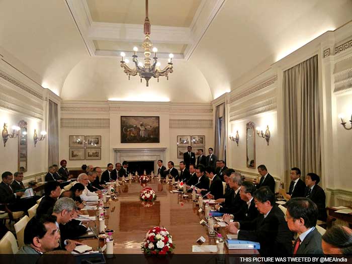 Turning the belief of potential into the conviction of a partnership. The Prime Ministers lead delegation level talks.