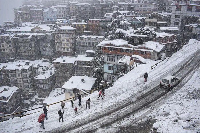 बर्फबारी के बाद शिमला की खूबसूरती ने सबका दिल जीत लिया, देखिए तस्वीरें