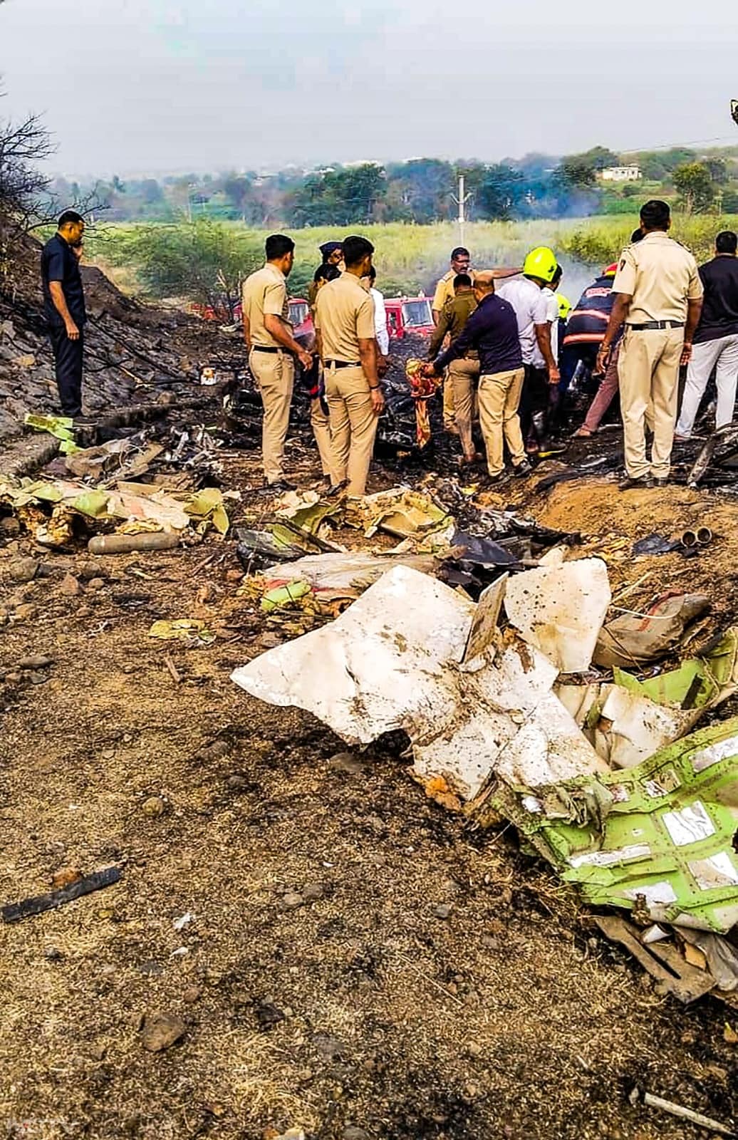 विमान 1016 मीटर (एक किलोमीटर से अधिक) की ऊंचाई पर 237 किलोमीटर प्रति घंटे की रफ्तार से उड़ रहा था, तभी विमान के सिग्नल ट्रैकर्स से उसका संपर्क टूट गया.