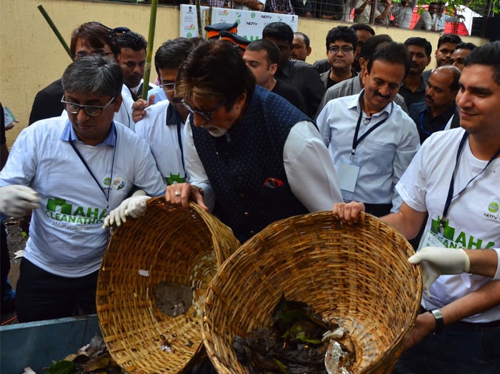 5 Quotes By Amitabh Bachchan At The #MahaCleanathon
