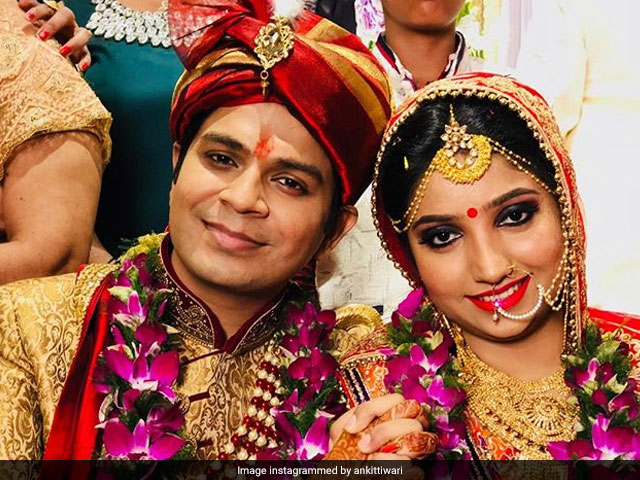 आशिकी-2 के सिंगर ने की शादी, देखें Wedding Photos