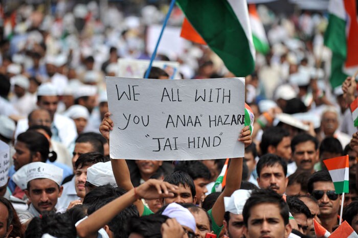 Anna Hazare's supporters show their support for the leader by turning out in big numbers in the capital.
