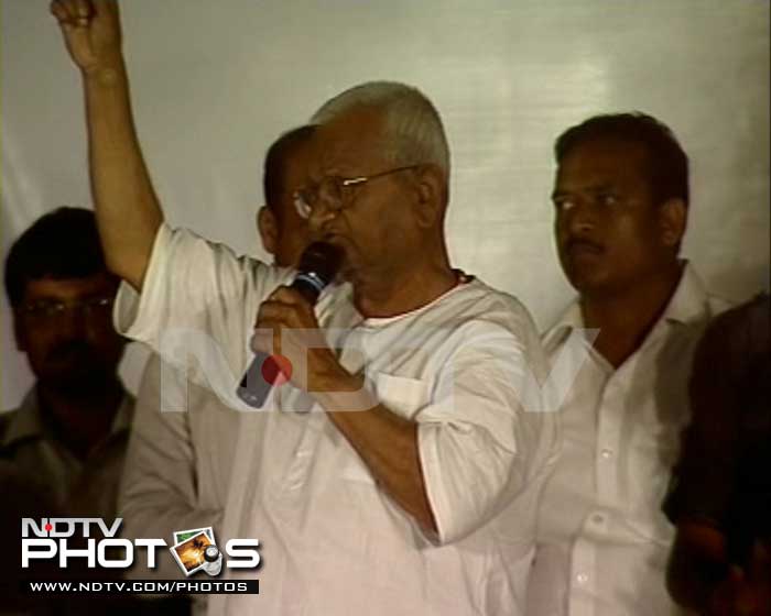 As Anna Hazare's hunger strike approaches the early hours of its tenth day, he said that there was nothing wrong with his health and expressed his gratitude for the support.